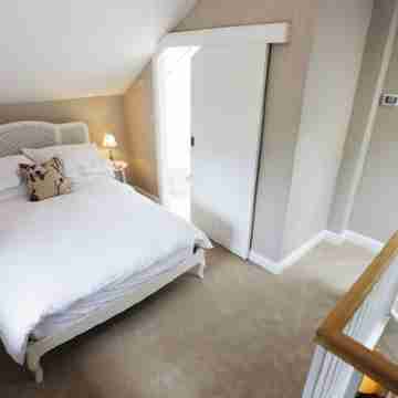 Cosy dog friendly cottage in the heart of Chipping Norton. Rooms