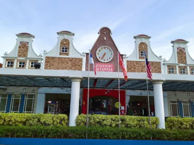DISNEY Themed Playhouse Tampin with Giant Slide@TAMPIN/MELAKA FREE MOVIES Hotels near Bukit Tampin Waterfall