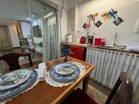Elegant and spacious studio in an upscale neighborhood of Belém.