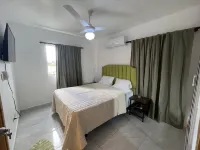 Cozy, Eclectic Condo in Northern Coast Paradise, Cabrera Hotel di 