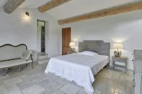 Villa with pool and garden 페하쥬 공원 주변 호텔