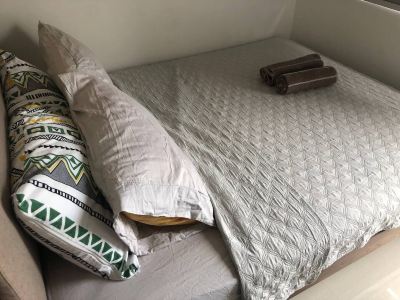 Cozy 1 bedroom by the mall with Netflix