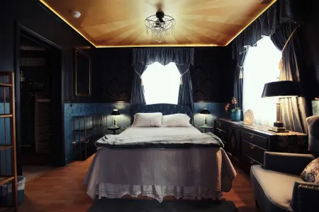 Peacock Room Jungle Lounge, Easy access and WiFi,  Berkeley Отели рядом с достопримечательностью «Калифорнийский университет»