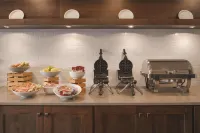 Country Inn & Suites by Radisson, Galena, IL - petit déjeuner