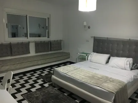 Villa foot in Saidia water