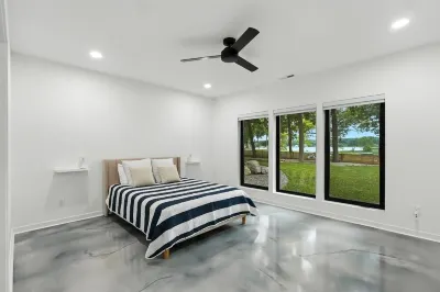 Experience Happie Space on Snow Lake, a Cozy Lakefront Retreat with Privacy Hotels near Pokagon State Park