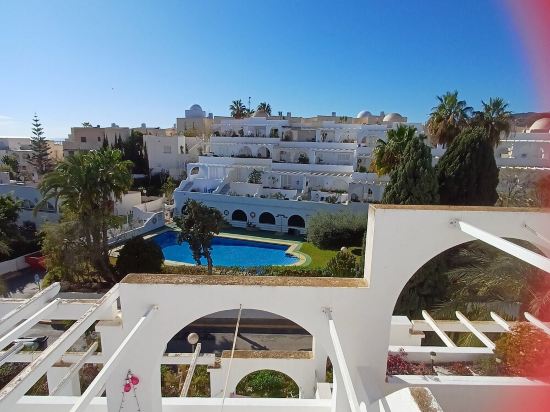 Sunny apartment in Mojacar with sea views