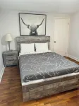 Blue Sky Lodge & Barndominium in Peaceful Blue Ridge 1 Flat Acre, Hot Tub and EV