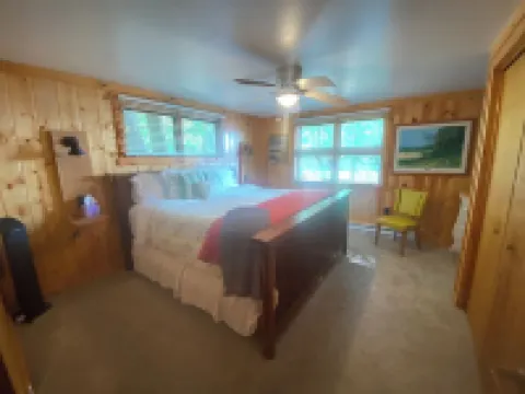 The Lake House - South Cub Cottage