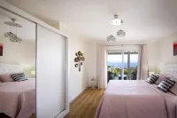 Magical view, private pool, stylish