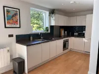 Lovely one bed apartment in Bracknell with additional sofa bed.