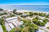 Island Time - 2 Minute Walk To The Beach & Heated Pool
