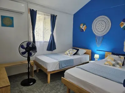 Casa Mandala, un oasis fresco en la calurosa selva de Tortuguero con wifi y aire Hotels near Explore Limon