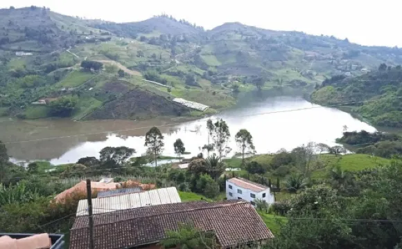 Apartment - Ground Floor Hotels in El Penol