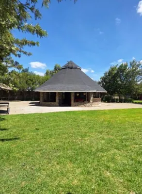 Escape to Tranquility ! 키세리안 호텔