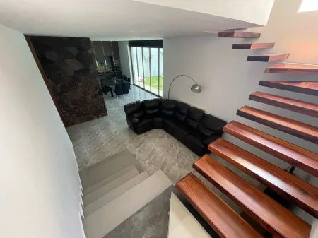 Casa del Río - Residencia de Lujo con pisicina grande y cascada