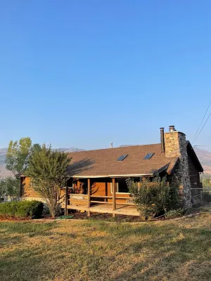 Mountain Retreat for skiing, hiking, biking, water sports or relaxing