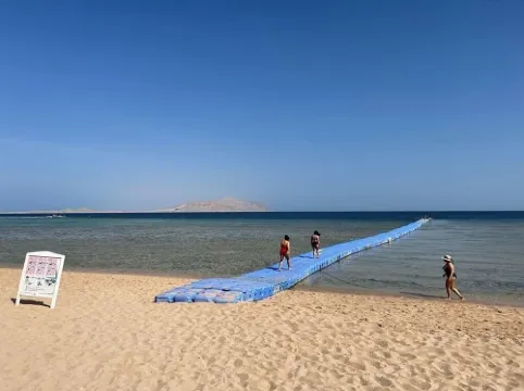 Cozy 1-bedroom apartment in brilliant South Sinai Governorate with WiFi, AC