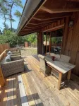 Cosy Forrest Cabin near the Beach 라벤느 호텔