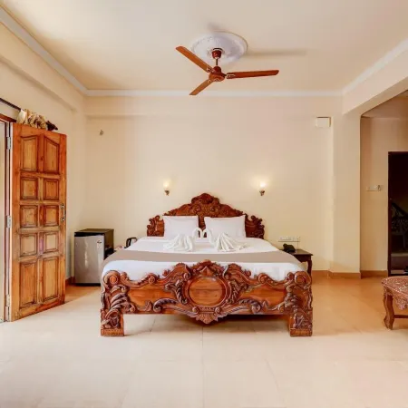 Mayflower Beach Resort