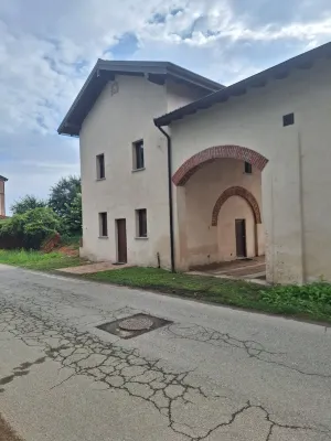 Antico Borgo Hotels near Bellinzago