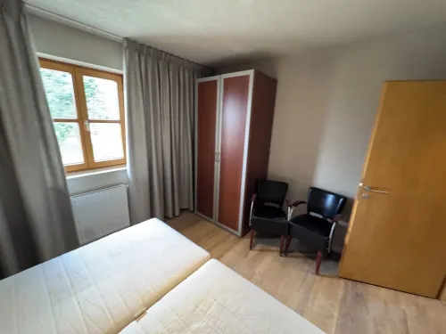 Chalet zur Rose 2-room apartment "Zyklame" 2-7 persons (80m2) Hotels in Berwang