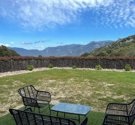 Maison de Plain Pied Hotels in Foce