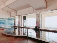 Aoshima Cinqmale - Hot Springs