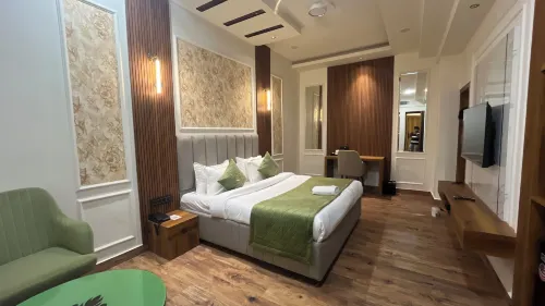 Red Leaf Hotels Hotels in Hisar