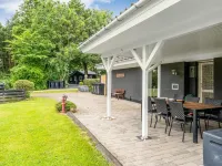 "Lyra" - 500m to the Fjord Hotels in Veslos