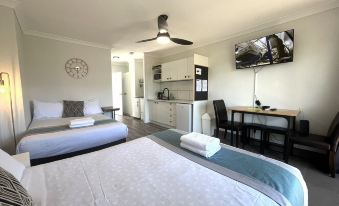 Broadwater Keys Holiday Apartments