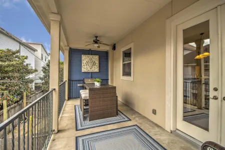 Memorial Park, 3 Bedroom Newly Refurnished Townhome Sleeps 6