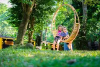 YesHue Eco Waterfall Retreat Отели в г. Huong Phu