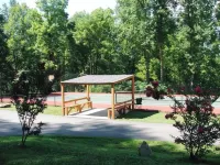 Renew & Relax in Tranquil & Comfortable Log Cabin