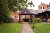 Premier Inn Wirral (Childer Thornton) Các khách sạn ở Ellesmere Port