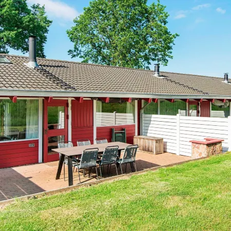 6 person holiday home in Aabenraa