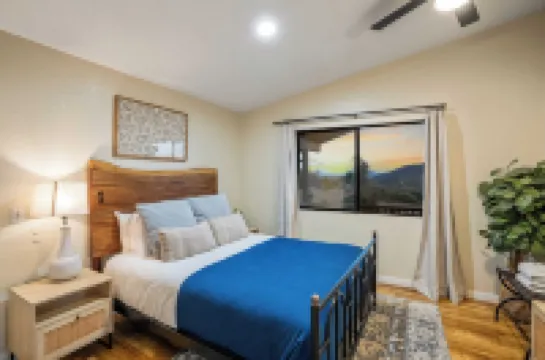 風景甲板帶日落景觀靠近特曼庫拉酒莊Estrada Ranch by Avantstay 彩虹酒店