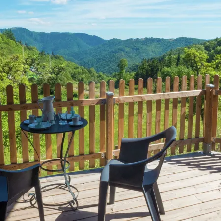 Cozy Countryside Escape in Auvergne