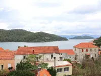 Apartments Nodilo - Comfort One Bedroom Apartment with Balcony and Sea View (Apt 3) - Wifi