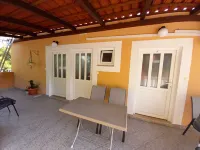 Apartments Vinko Mljet- One-Bedroom Apartment with Terrace (A4) Hotels in Sobra