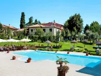 Apartment in Vinci with Pool & Wellness - Pool