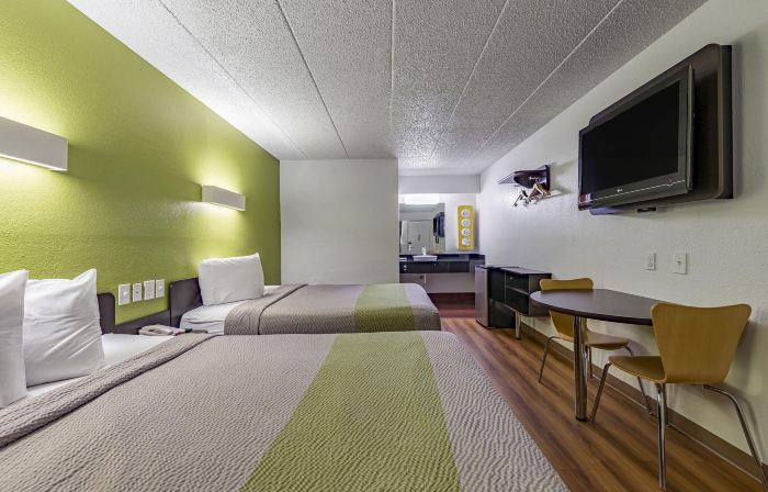 Days Inn by Wyndham Cincinnati I-71