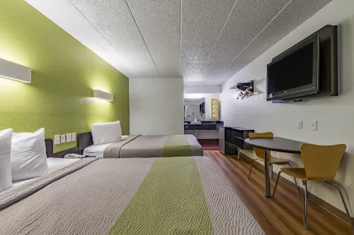 Days Inn by Wyndham Cincinnati I-71 - 2-Star