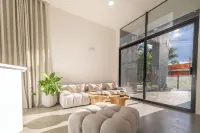 Metropolitan Living by HOUSY