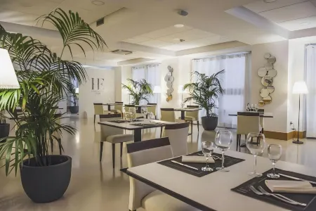 Hotel Excelsior Bari Отели рядом с достопримечательностью «Университет Бари»