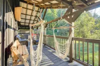 Fireside Evenings: Red River Gorge Gem w/ Hot Tub -  Privatzimmer