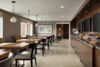 The H Hotel - 5 Sao