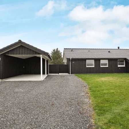 6 person holiday home in Hirtshals-By Traum