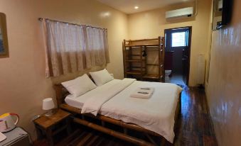 Marianita's Cottages