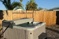 Mesa Getaway •  Heated Pool • Hot Tub • Gameroom